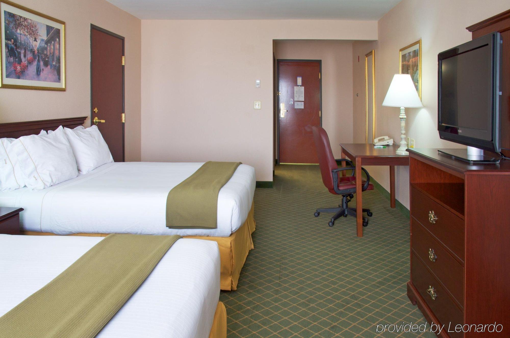 Holiday Inn Express Hotel & Suites Livingston Pokój zdjęcie